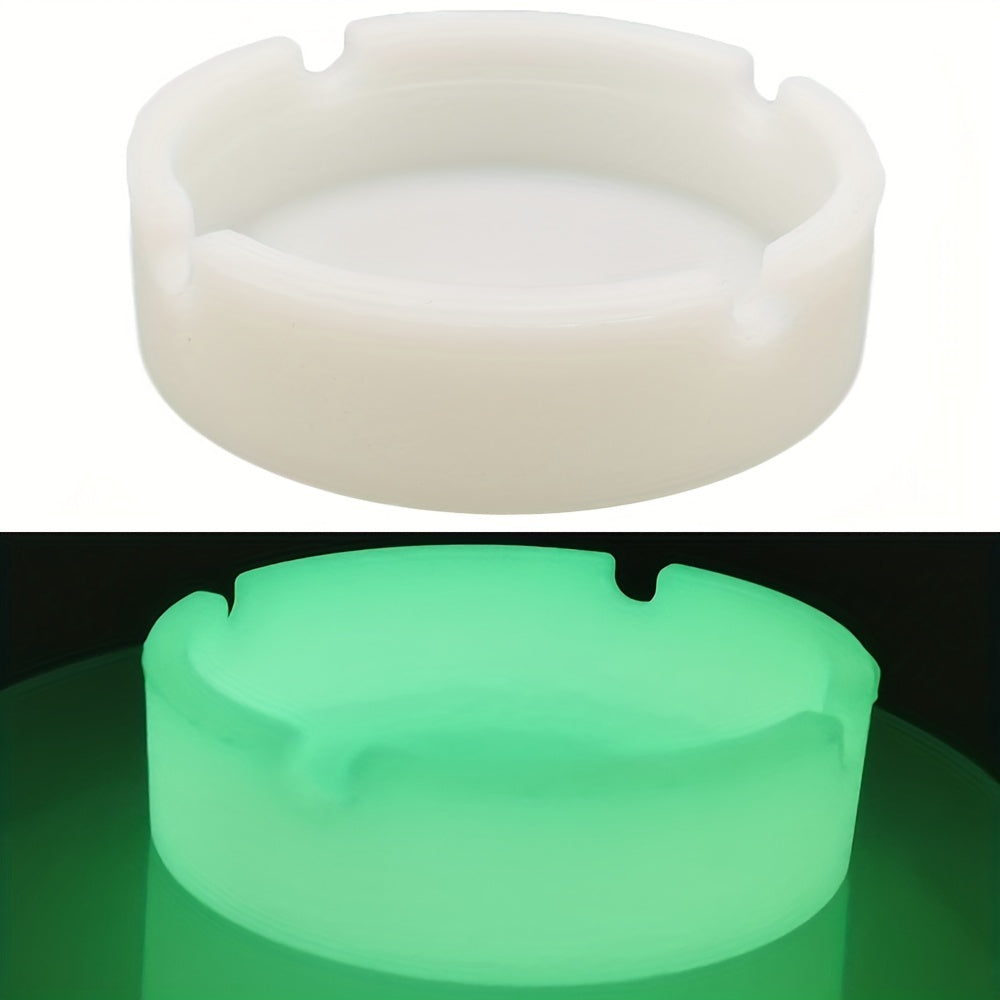 1pc, Luminous Silicone Ashtray Resists Temperatures Premium Silicone Rubber Soft Portable Round Design Ashtray Durable Glow In Dark Gifts For Friends Dad Husband For Outside Indoor