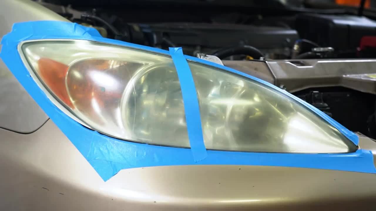 Headlight renovation kit, headlight polishing, headlight scratch repair, quickly solve the problems of headlight aging, scratches, headlight yellowing and fuzzy, DIY operation is simple, headlight renovation is 90% bright as