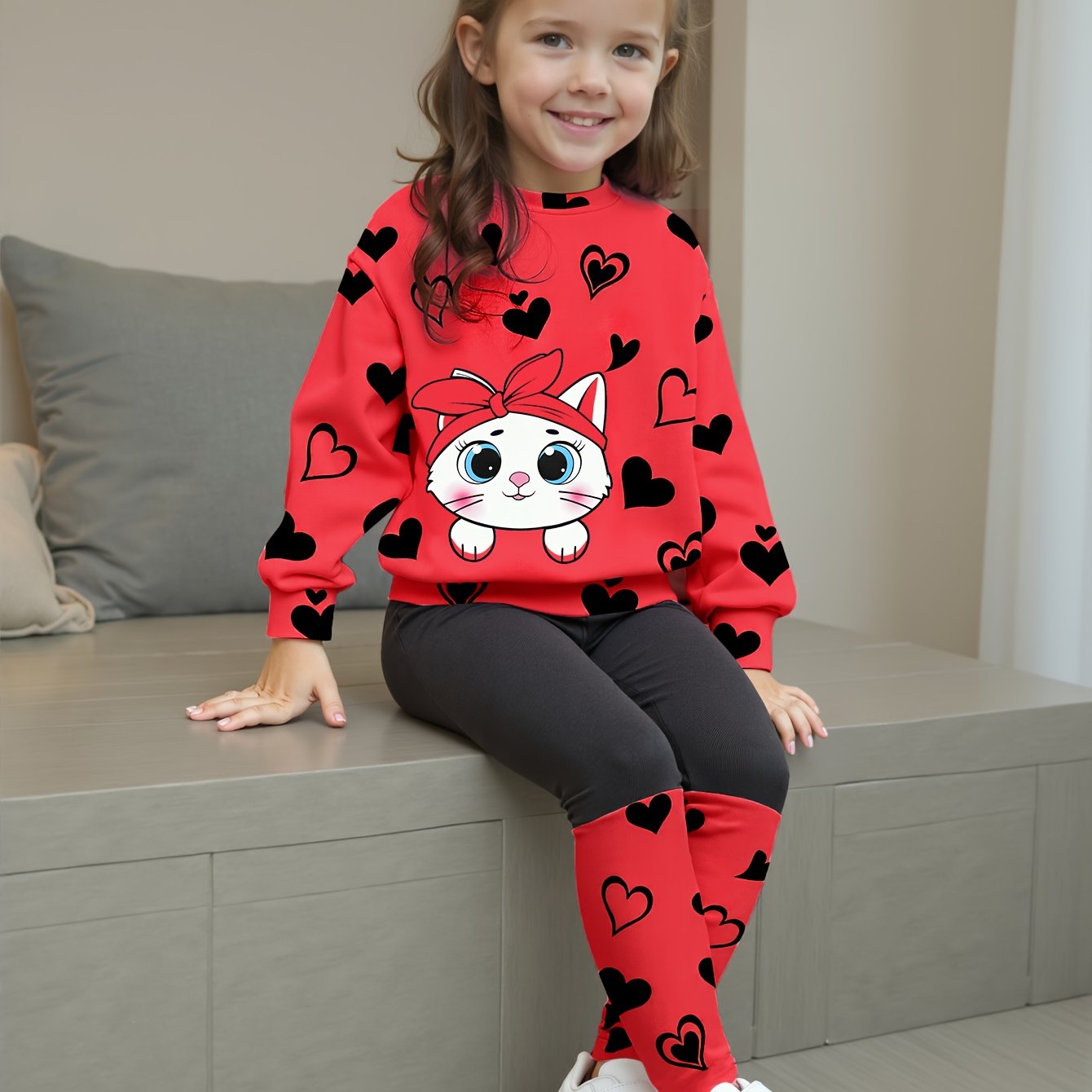 Girls' Spring/Autumn Heart Print Round Neck T-Shirt + Casual Patchwork Pants Cute Cat Pattern Two-Piece Set
