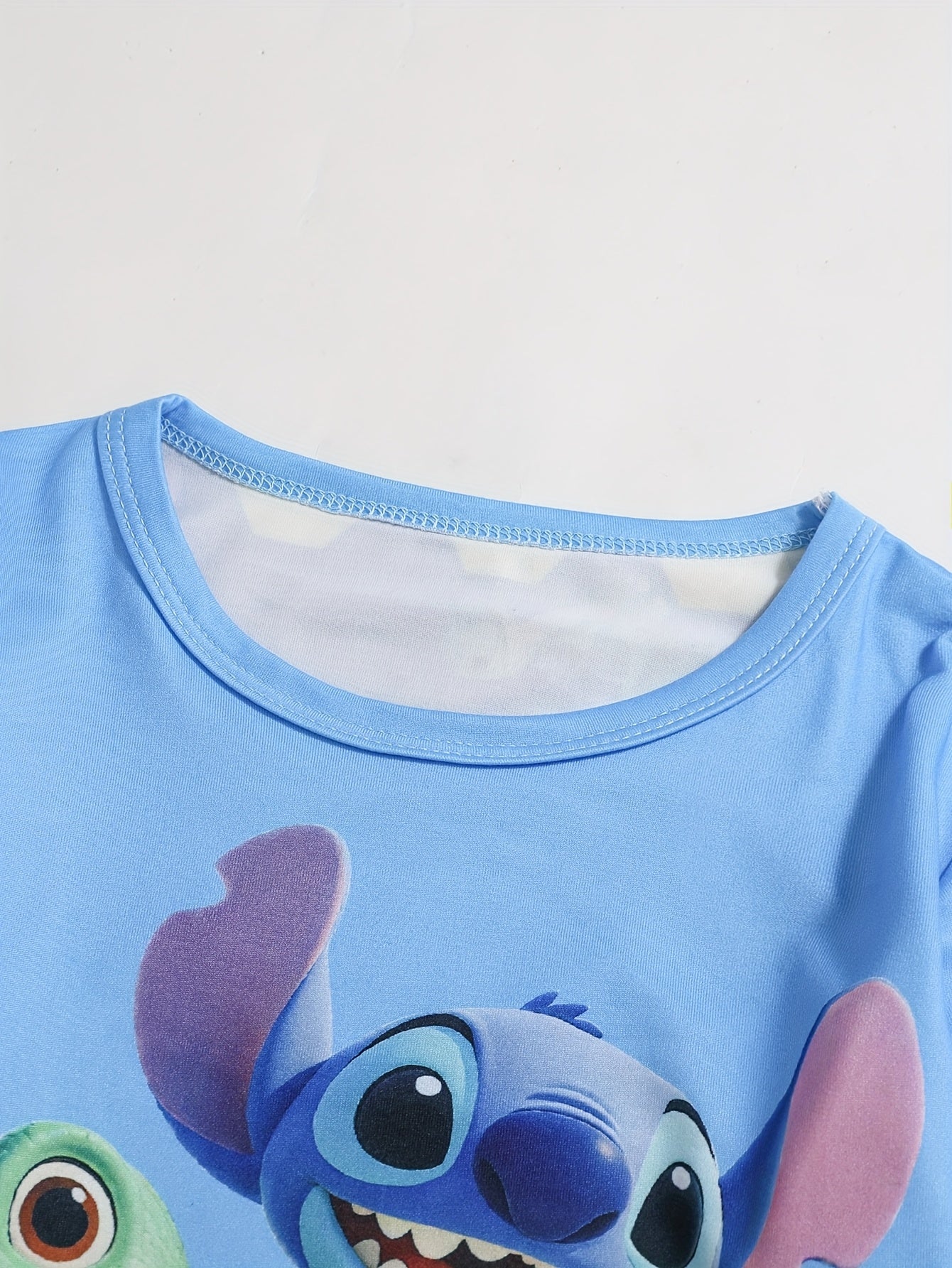 Disney Stitch Print Long Sleeve and Pants Set, Comfortable Flame-Retardant Polyester - Spring/Summer New Stylish Boys' Loungewear - Round Neck, Stretch Fabric, Perfect Birthday Gift, Light Beige-Friendly Kids' Home Outfit