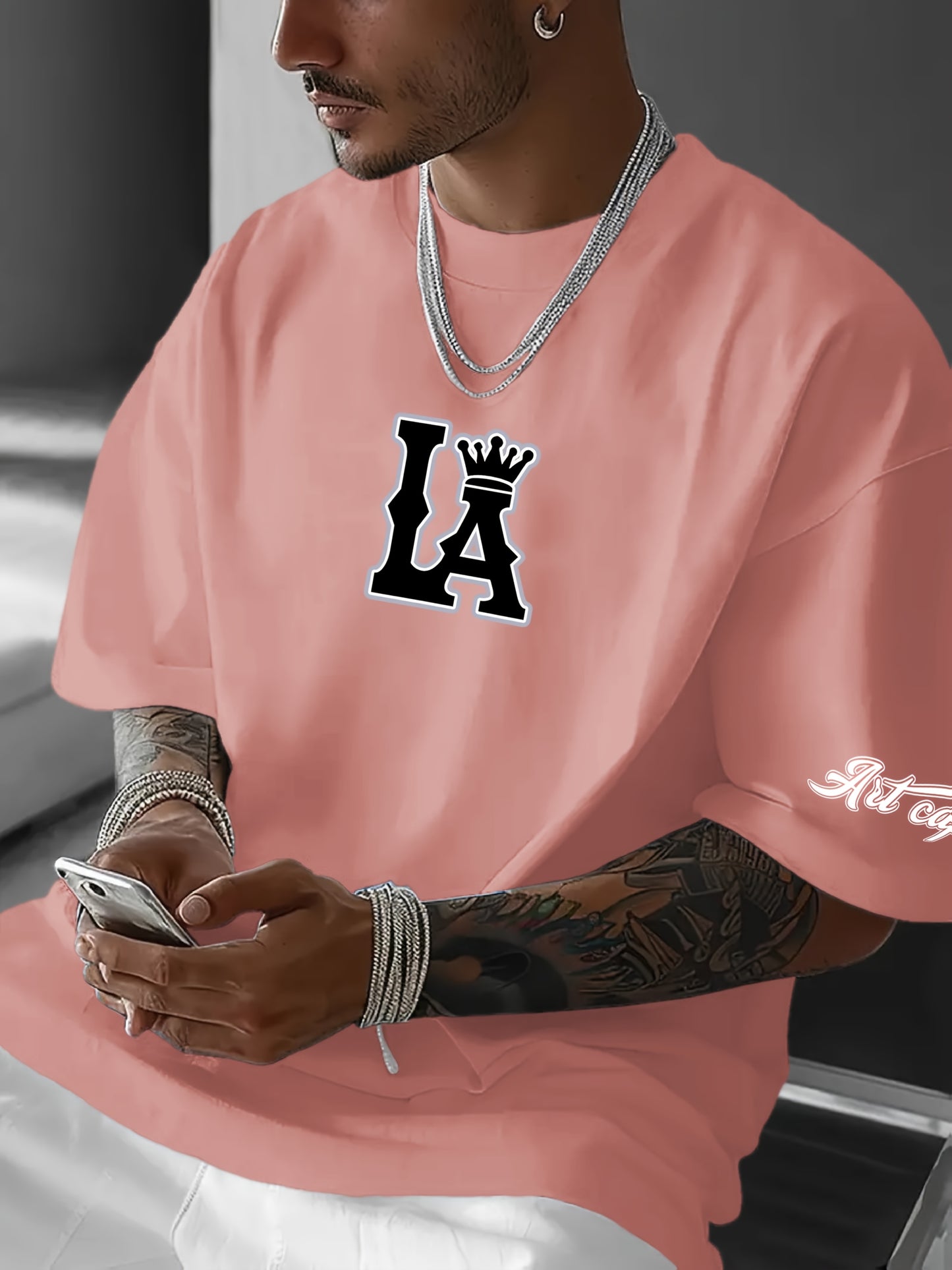Men's Casual LA Graphic T-Shirt - Breathable Stretch Fabric, Oversized Fit with Crown & Script Lettering, Beige Summer Tee for Outdoor Activities & Casual Attire, Machine Washable, Leisure Clothing, Citythemed Apparel