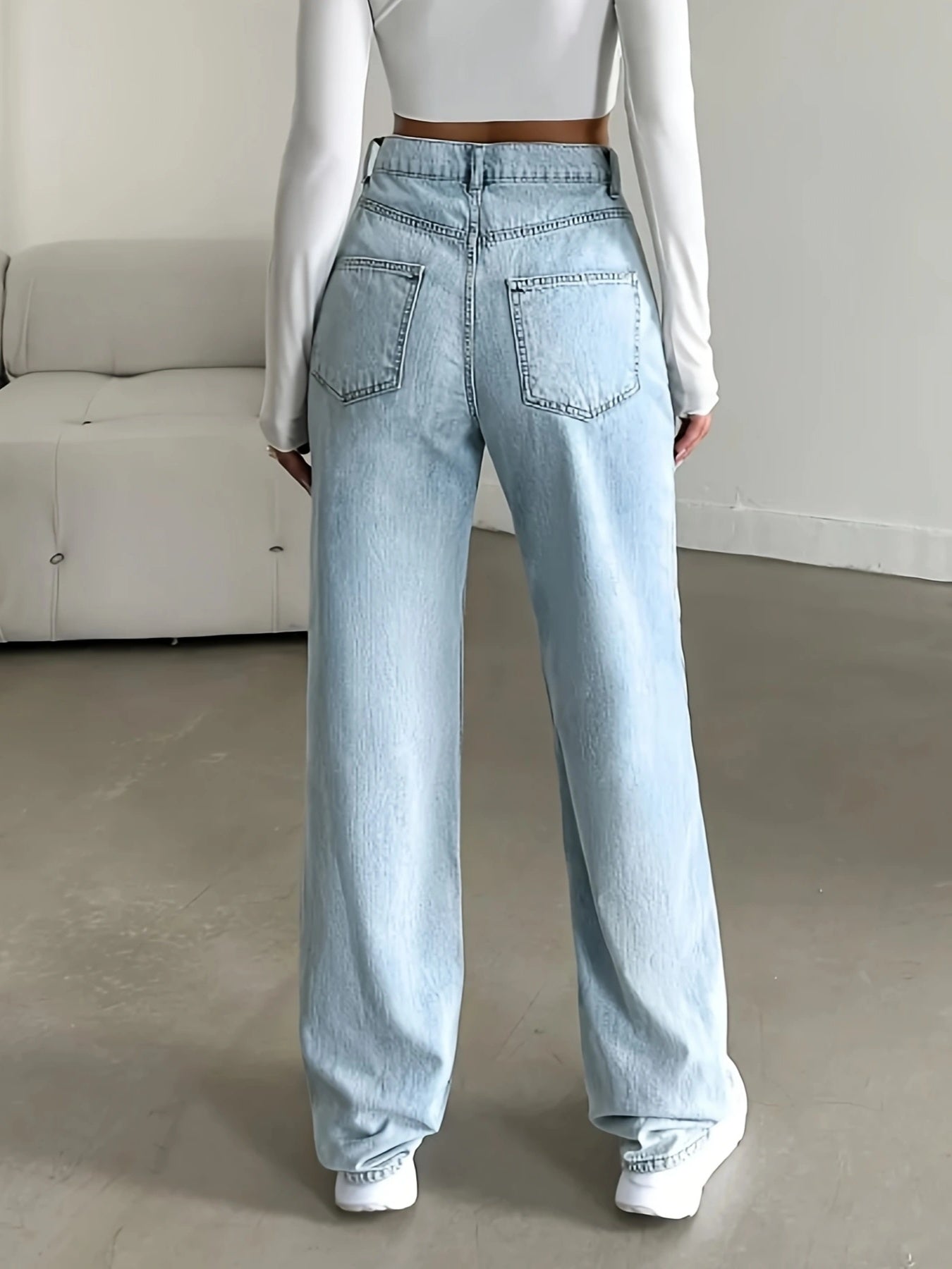 Women's Stretch Jeans - Stretchy Straight-Leg Pants with Classic Blue Wash, Machine Washable Non-See-Through Denim for Everyday & Formal Outfits - All-Season Comfort Fit Jeans, Versatile Wardrobe, Timeless Design, Quality Sti