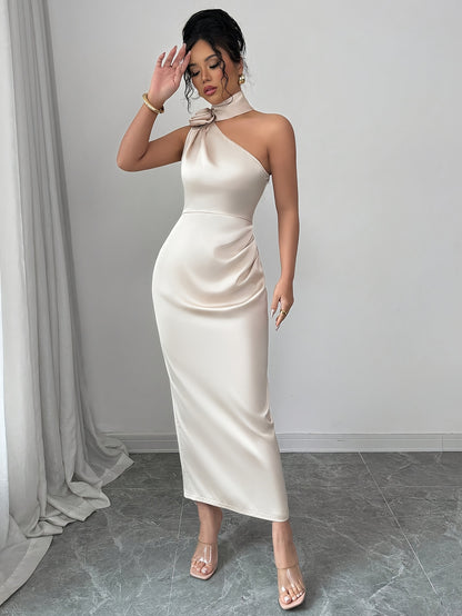 Women's Elegant Champagne Satin Off-the-Shoulder Mermaid Dress with Ruching Detail & Open Back - Bodycon Fit for Weddings, Parties, Formal Events