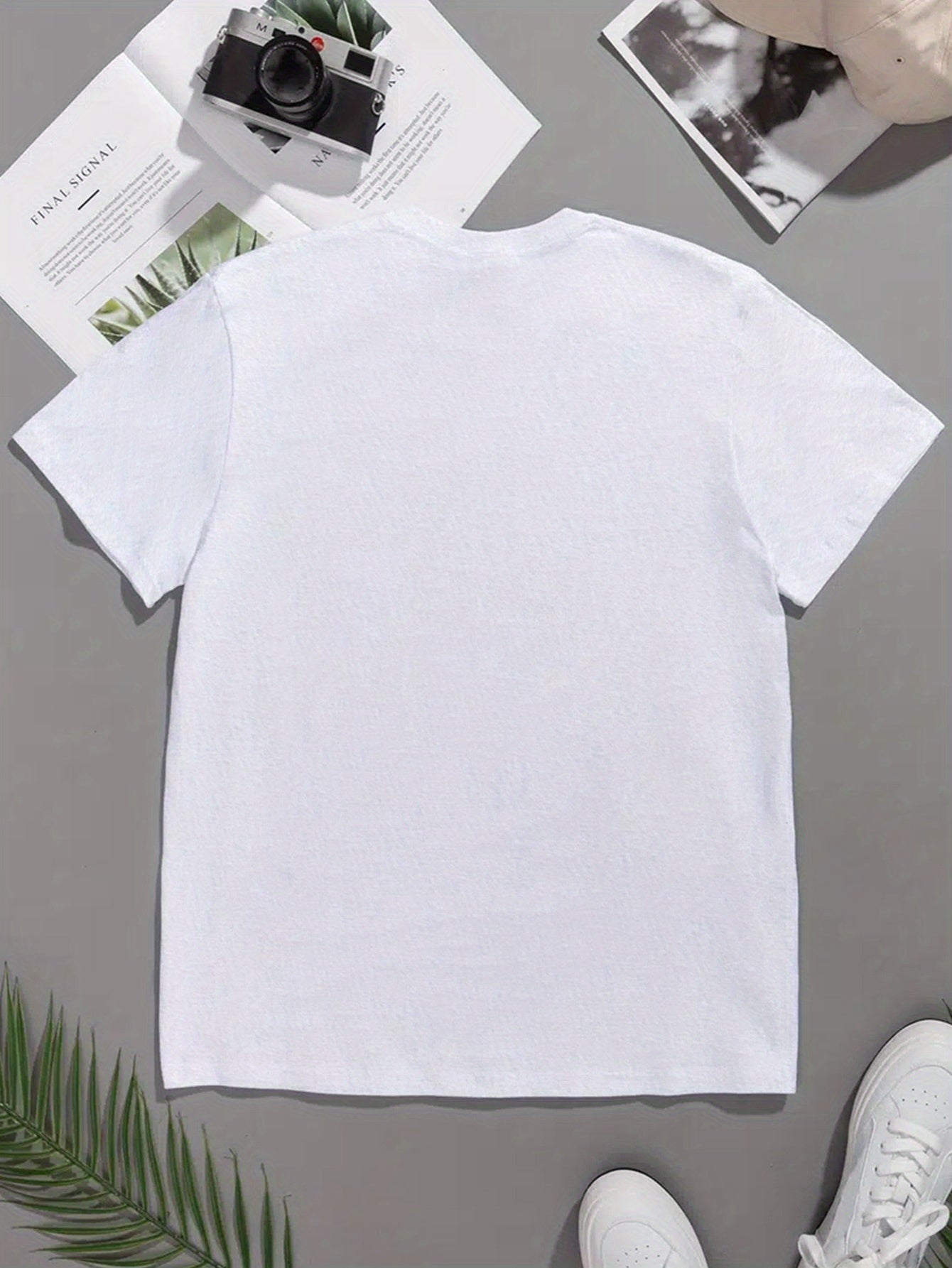 Men'S Golden Mandala Graphic T-Shirt - Breathable Moisture-Wicking Short Sleeve Tee for Summer, Casual Comfort Fit with Intricate Design, Summer Casual Wear | Mandala Print Top | Comfortable Fit Shirt