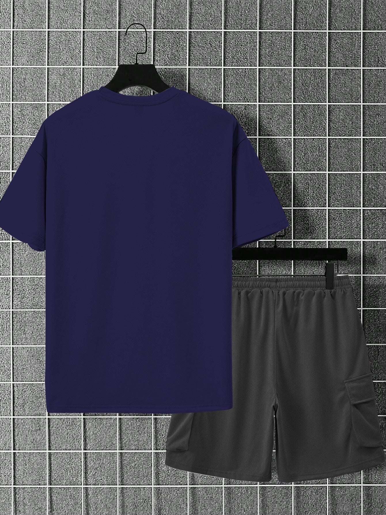 New Loose Fit Breathable Men's Crew Neck Short Sleeve T-Shirt and Workwear Style Multi-Pocket Shorts Set, Summer Casual Sportswear Two-Piece Outfit, Stylish Versatile Top and Pants for Both Men and Women