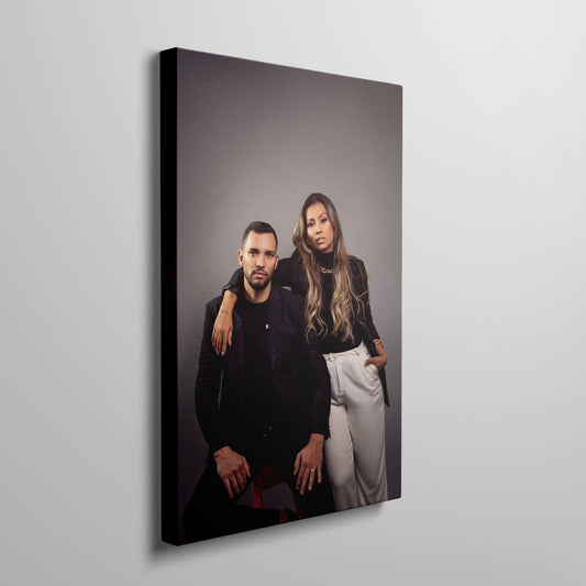1pc Personalized Custom Photo Canvas Print with Pine Wood Frame, UV Printed Family Portrait Wall Art, Home Office Decor, Ideal for Dining Room, Bedroom, Living Room - Customized Hanging Picture