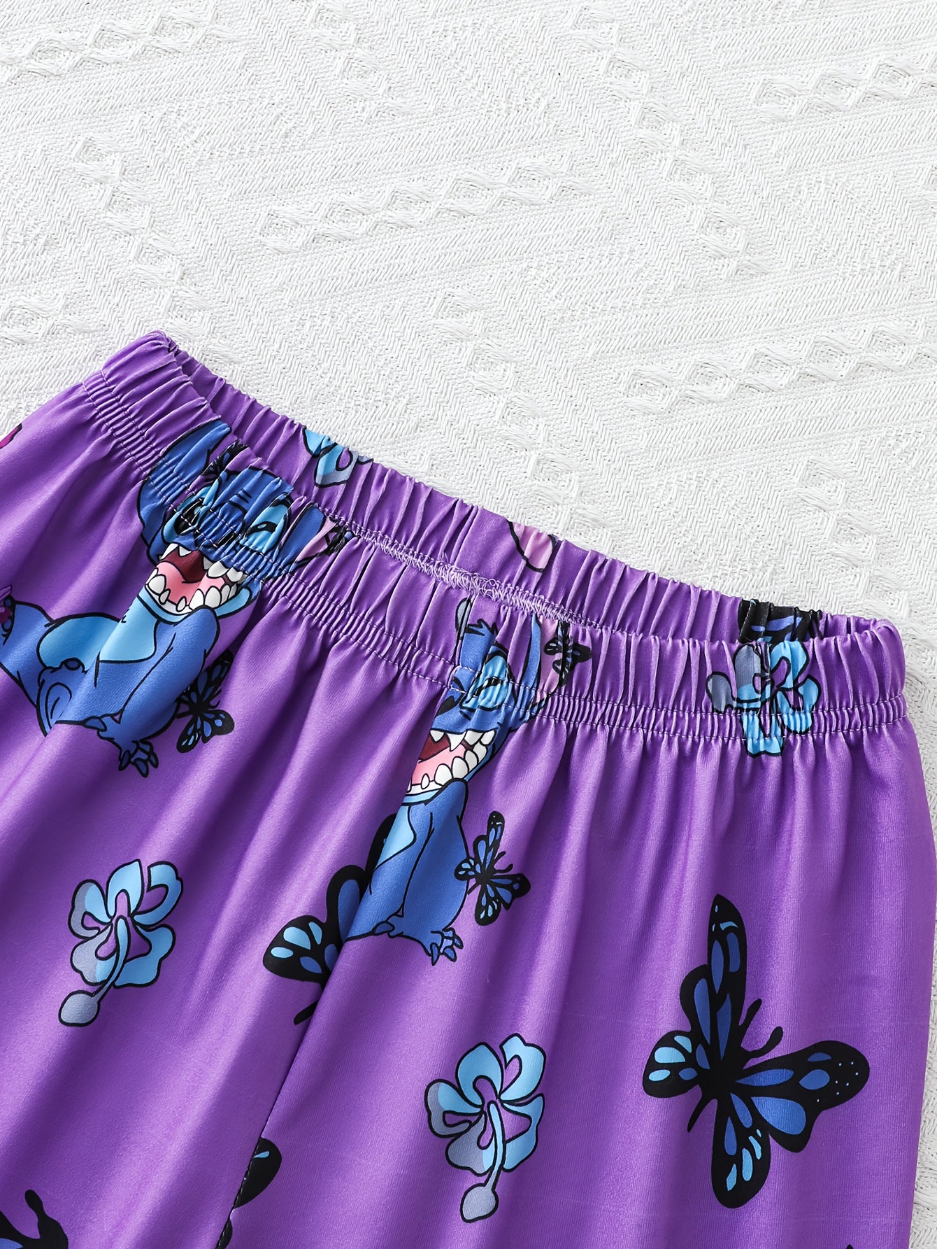 Little 's Fireproof Disney Stitch Long-Sleeve T-Shirt + Random Print Stitch Butterfly Pants Set - Soft, Comfortable Casual Loungewear for Autumn/Winter Holidays, Holiday Pajamas, Home Comfort Wear, Playful Fashion, Soft Fabri