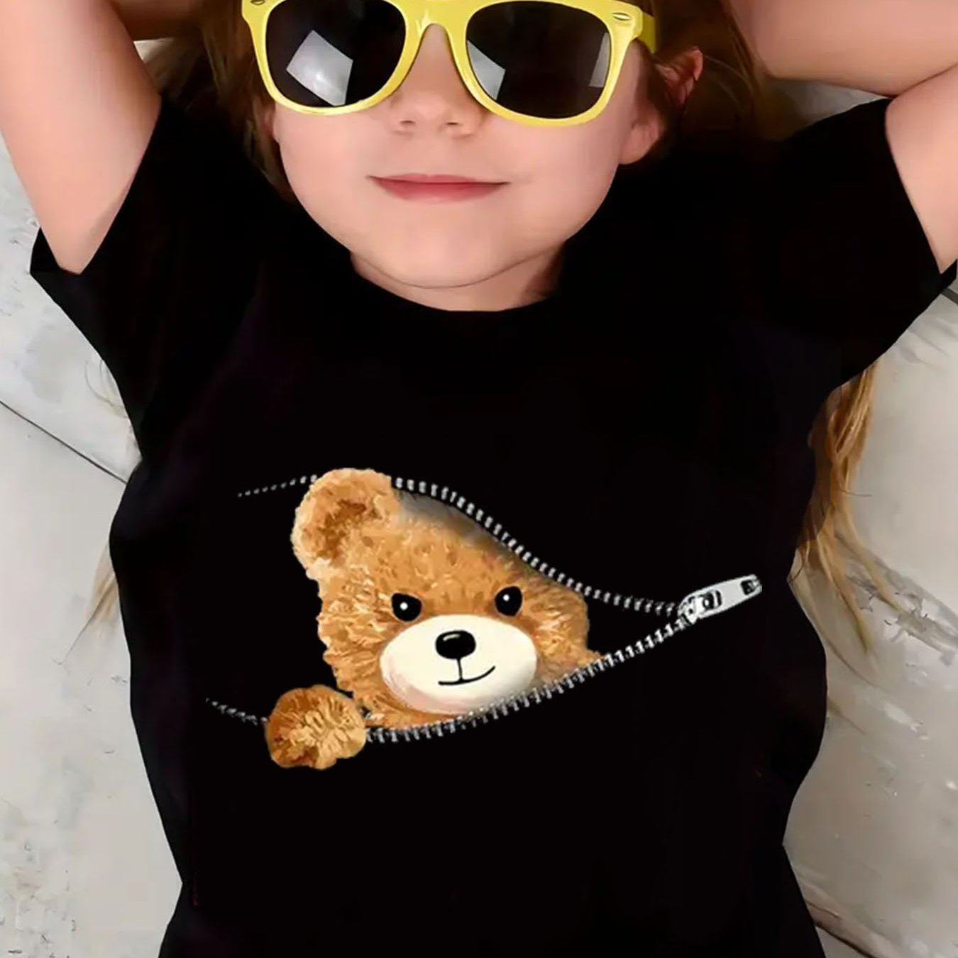 Girls' White Short Sleeve T-Shirt with Neon Green Cartoon Bear Zipper Pocket Design - Cute Streetwear Top for Spring Summer Fall, Soft Knit Round Neck Casual Playwear, Shirts for Girls, Playful Outfit, Comfortable Fit, Durabl