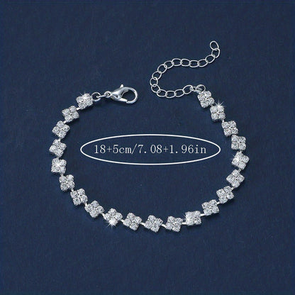 Luxurious Sparkling Rhinestone Claw Chain Bracelet for Women - Elegant Square Design, Perfect for Casual Attire, Fashion Trend, Rhinestone, Welding