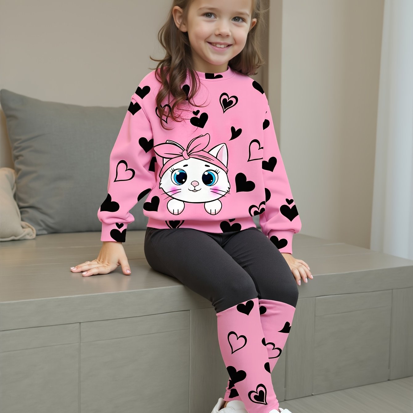 Girls' Spring/Autumn Heart Print Round Neck T-Shirt + Casual Patchwork Pants Cute Cat Pattern Two-Piece Set