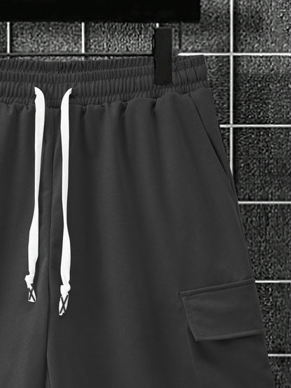 New Loose Fit Breathable Men's Crew Neck Short Sleeve T-Shirt and Workwear Style Multi-Pocket Shorts Set, Summer Casual Sportswear Two-Piece Outfit, Stylish Versatile Top and Pants for Both Men and Women