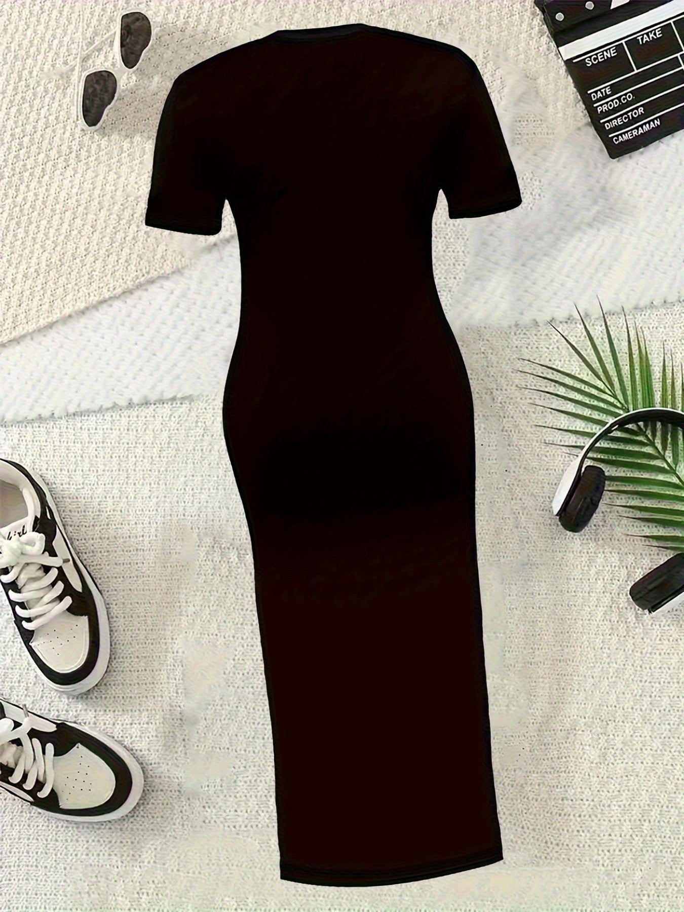 Women's Elegant Beach Limited Edition Geometric Print Slit Dress - Stretchy Short Sleeve Round Neck Long Bodycon Maxi Dress with Side Slit for Spring Summer Fall Casual Outings & Beach Vacations, Comfortable Beachwear, Smooth