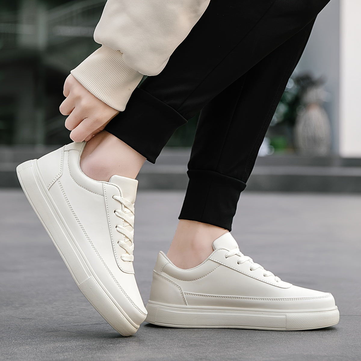 Lightweight Solid Skate Shoes - Men's Low Top Comfy Non Slip Casual Shoes - All Seasons Outdoor Walking Jogging Business Trip