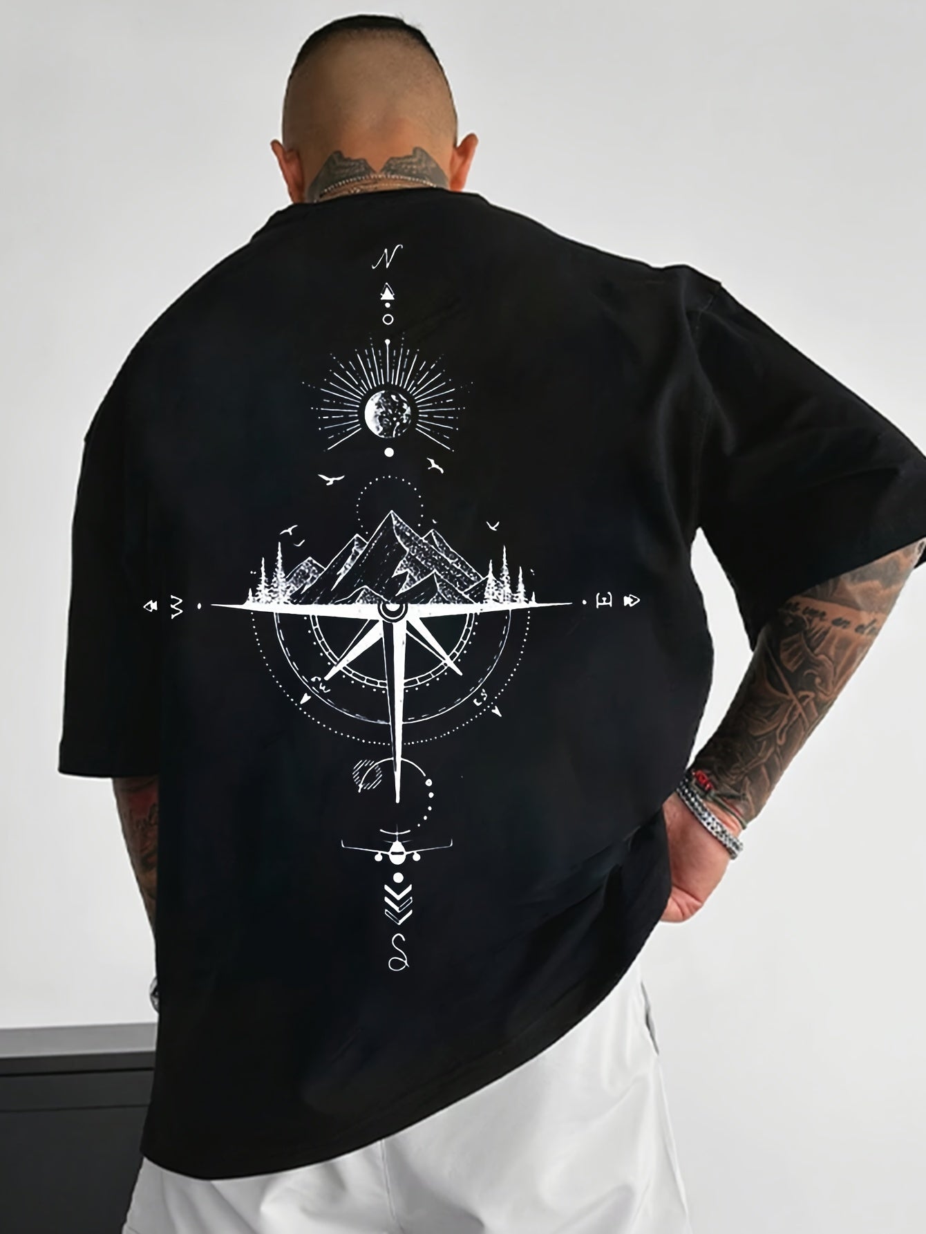 Men's Casual Compass Print T-Shirt - Breathable Polyester, Crew Neck, Short Sleeve - Perfect for Summer