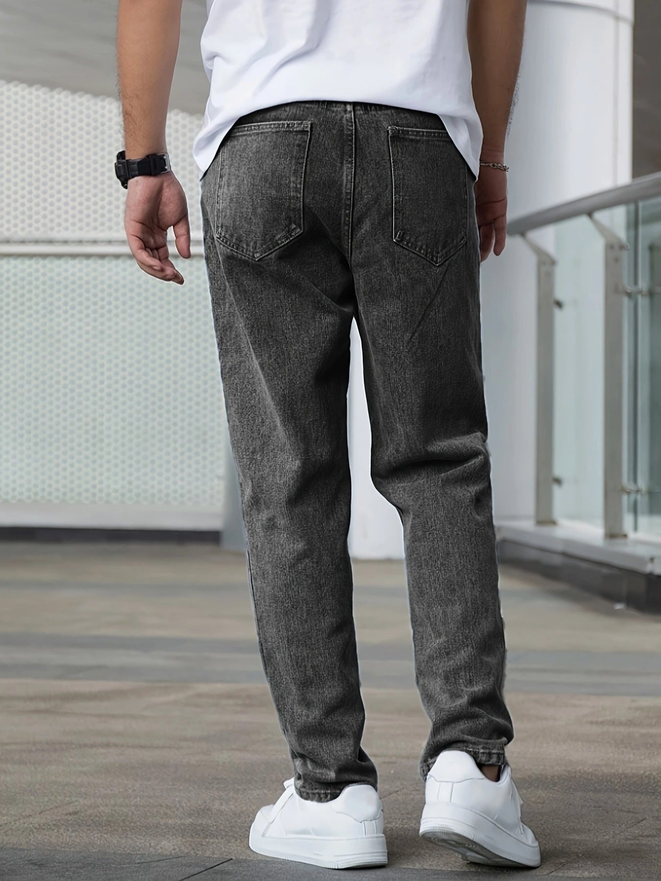Men's Casual Stretch Denim Pants - Classic Regular Fit, Water-Washed Texture, All-Season Comfort, Machine Washable Solid Color Jeans for Casual Attire, Casual Casual Attire | Classic Blue Jeans | Easycare Jeans