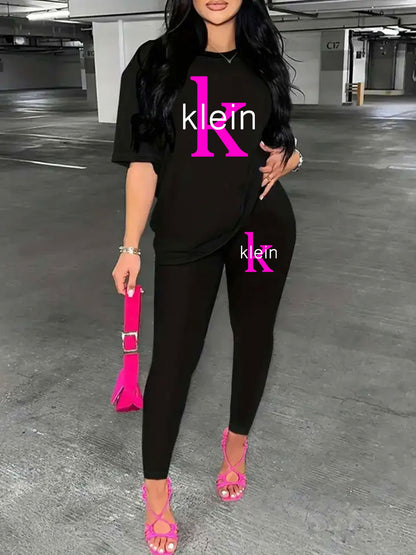 Women'S "Klein" Print Short Sleeve T-Shirt & Black Pants Two-Piece Set - Casual, Stretchy Fabric, Pink & Black Design, Spring/Summer Casual Wear, Casual Attire|Graphic Tee|Stretchy