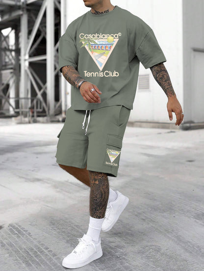 New Loose Fit Breathable Men's Crew Neck Short Sleeve T-Shirt and Workwear Style Multi-Pocket Shorts Set, Summer Casual Sportswear Two-Piece Outfit, Stylish Versatile Top and Pants for Both Men and Women