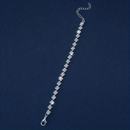 Luxurious Sparkling Rhinestone Claw Chain Bracelet for Women - Elegant Square Design, Perfect for Casual Attire, Fashion Trend, Rhinestone, Welding