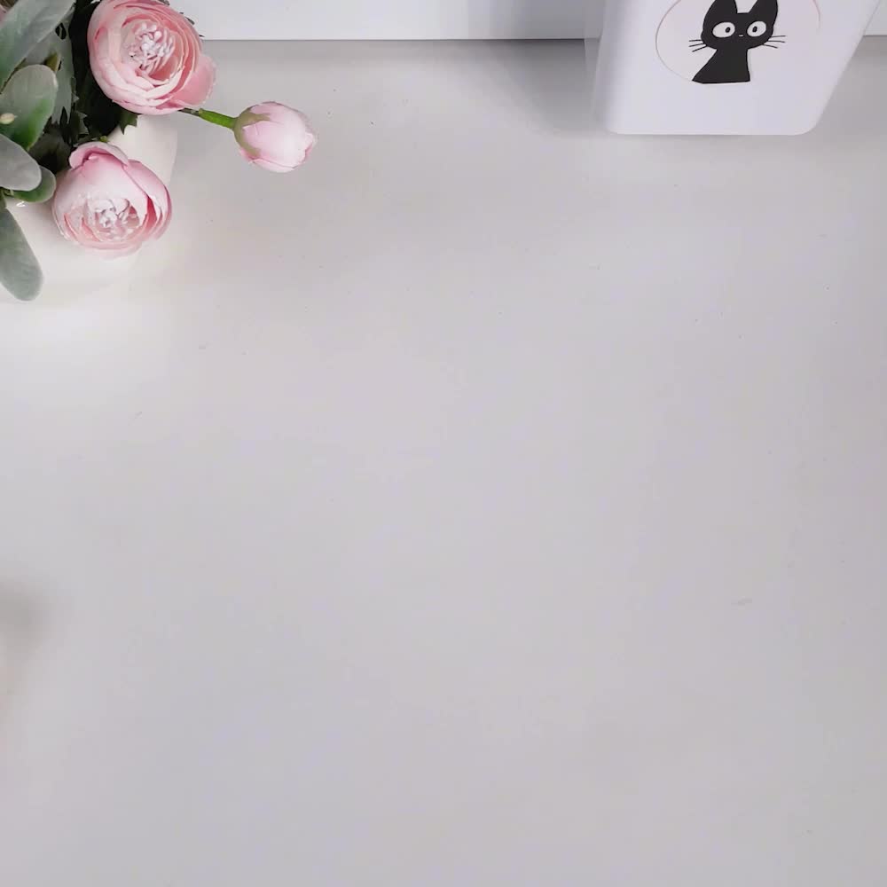 Portable Label Printer And Label Paper, P31S Mini Label Printer, Wireless Connection, No Need for Ink Or Toner, Suitable for Smartphones, Home, Office, School, Equipped with a Roll of Self-Adhesive Label Paper, Available in D