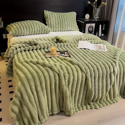 Warm and comfortable flannel drawstring blanket, imitation rabbit fur blanket, soft and warm sofa blanket, suitable for napping, office, outdoor camping, sofa nap blanket, versatile striped pattern gift blanket for all season