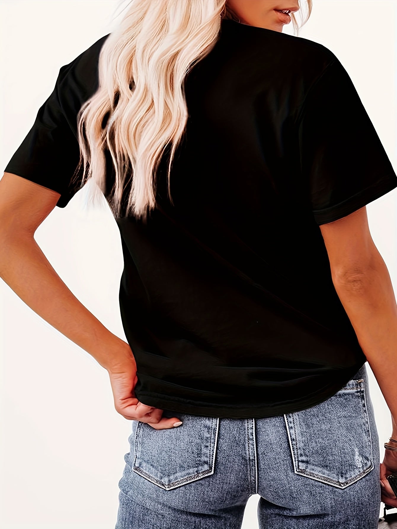 Women'S Soft Pink T-Shirt - Minimalist Elegant Y2K Retro Graphic Tee with Bold Lettering - Everyday Casual & Formal Outfits - Sizes S-XXL - Non-See-Through Fabric - Women'S Fashion Top, Ladies T Shirts, Versatile Clothing, Me