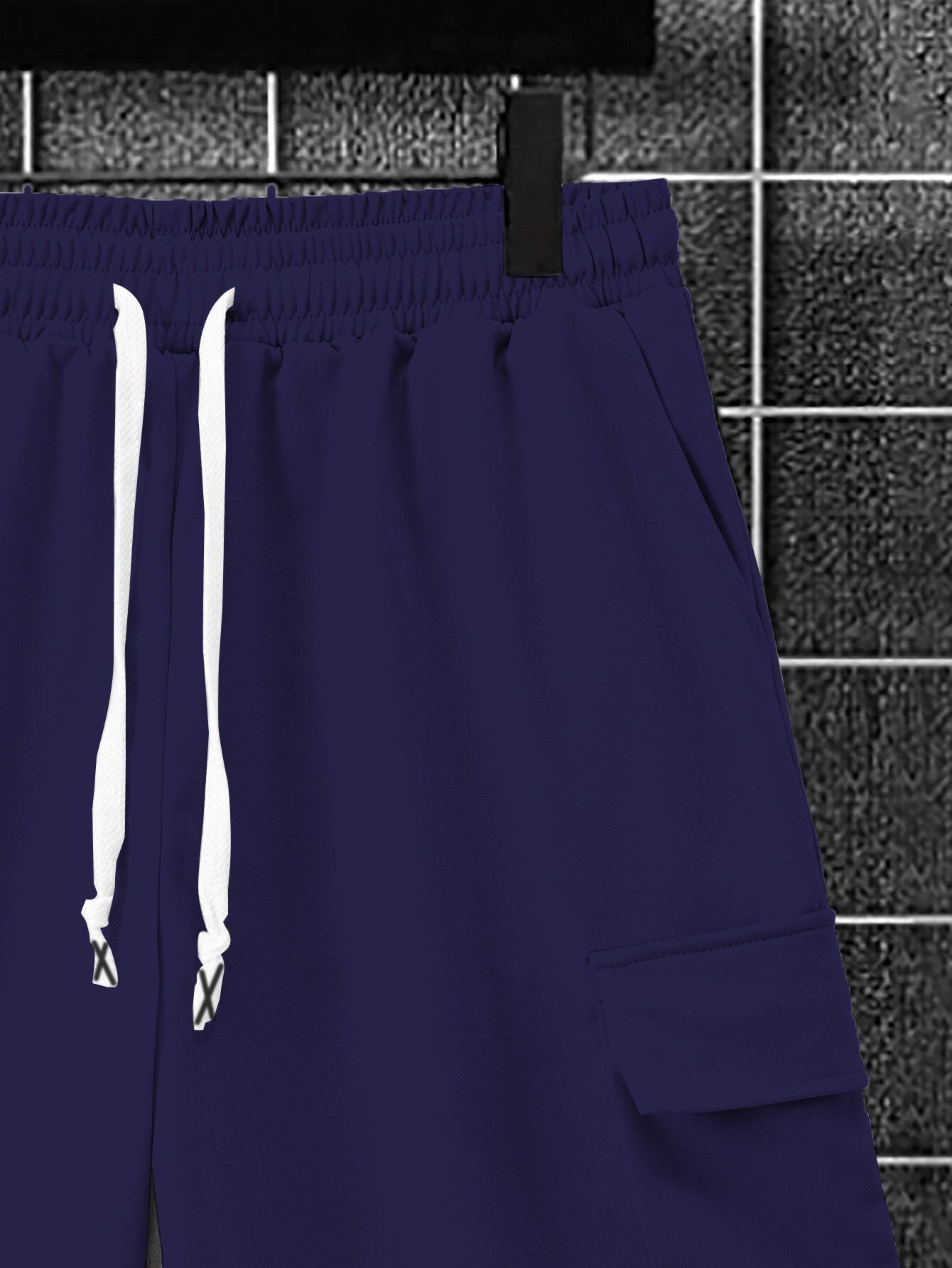 New Loose Fit Breathable Men's Crew Neck Short Sleeve T-Shirt and Workwear Style Multi-Pocket Shorts Set, Summer Casual Sportswear Two-Piece Outfit, Stylish Versatile Top and Pants for Both Men and Women