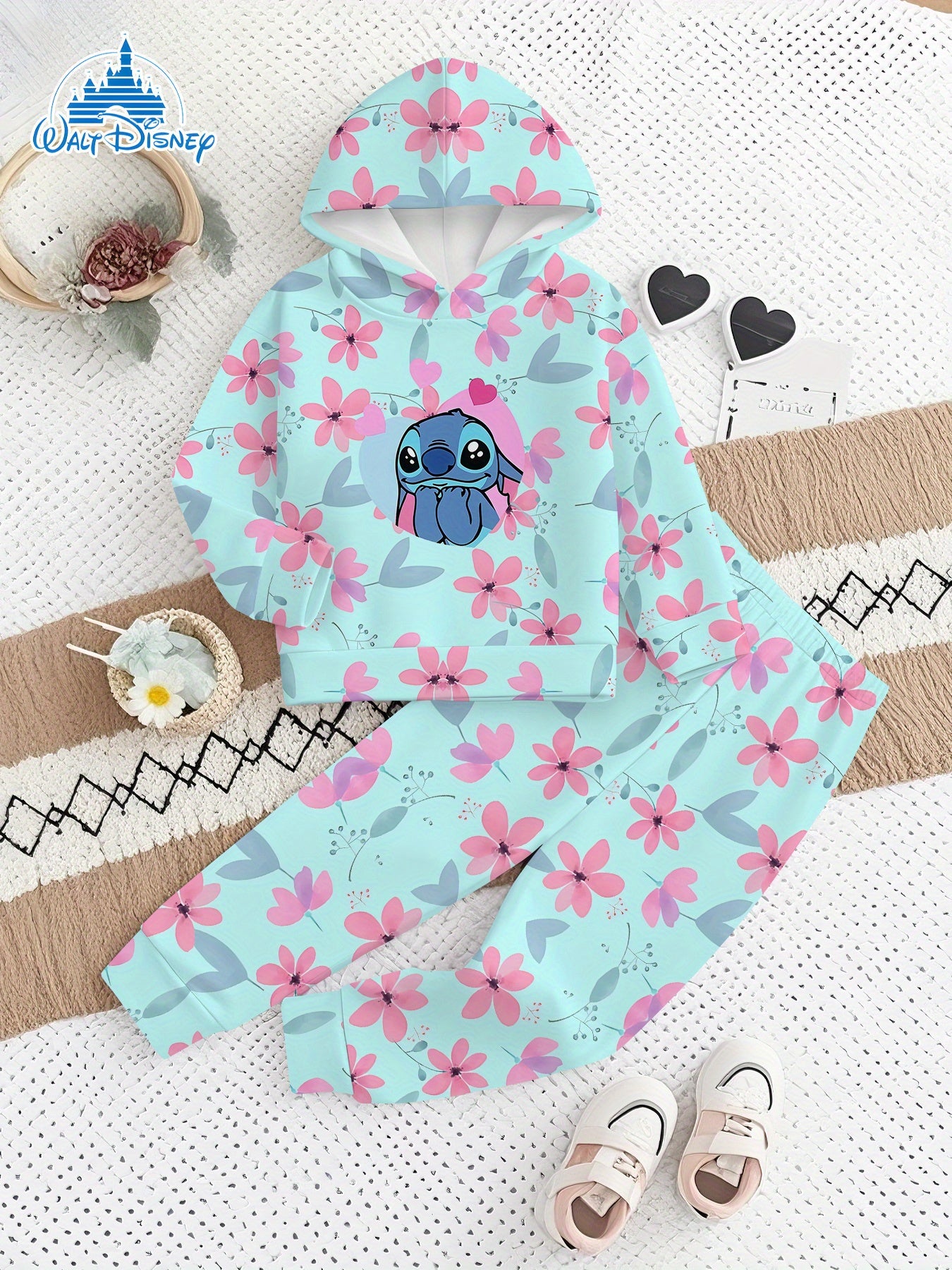 2- Piece Girls' Set with Disney Stitch Floral Cute- themed Digital Print Design, Long- sleeve Hoodie and Sweatpants Set, a Clothing Gift for Children. of Comfortable Fabric, Suitable for Autumn and Winter, Casual Sportswear S