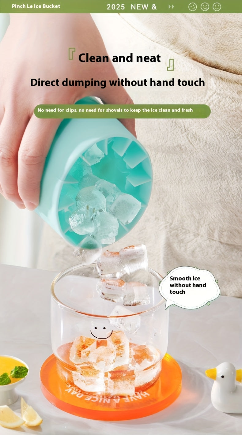 1pc Quick Freeze Silicone Ice Cube Trays - Easy to Use, Durable Plastic Molds for Perfectly Shaped Ice, Ideal for fruit juice, Ice Buckets & Cylindrical Cups, fruit juice Accessories,Suitable for Thanksgiving, Halloween, Chri