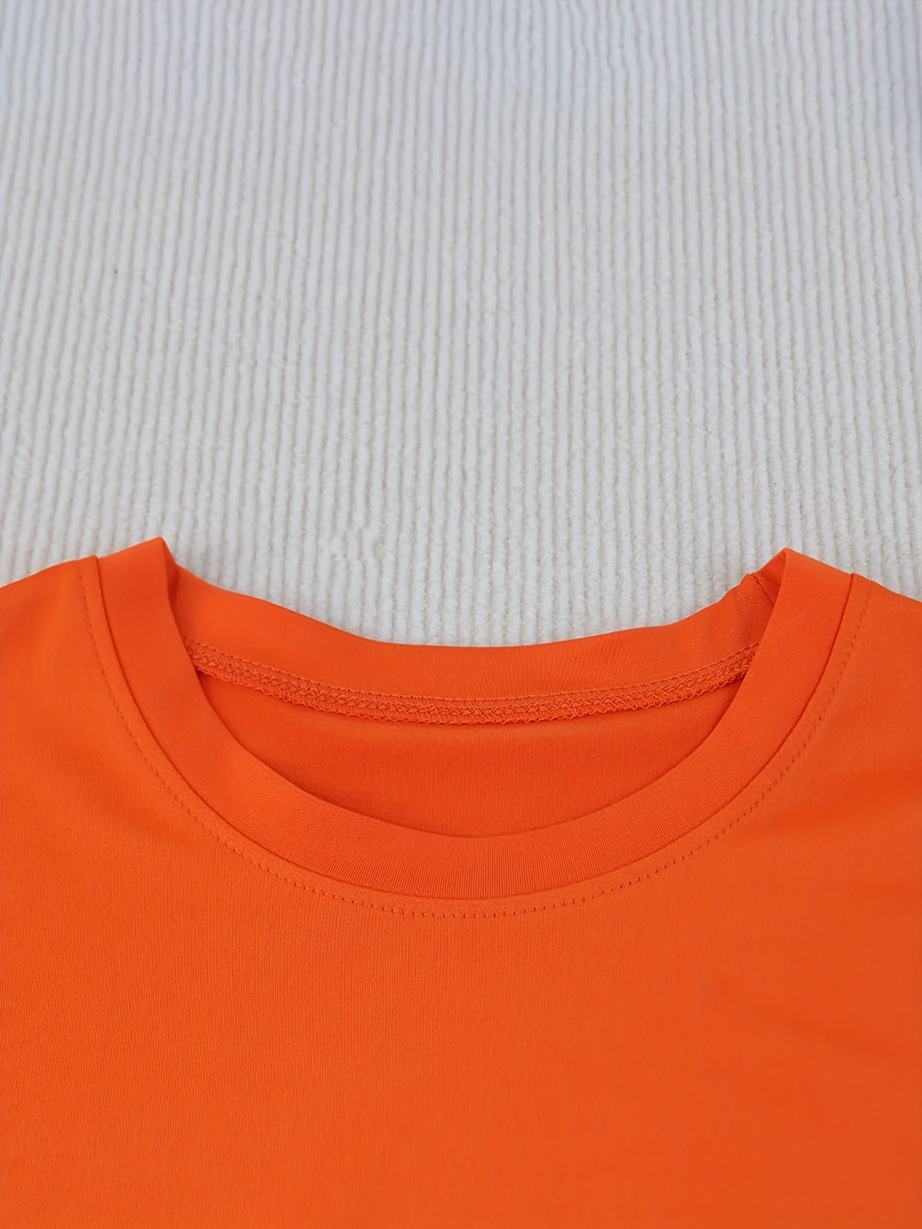 Women's Y2K Style Slim-Fit Cropped Short Sleeve T-Shirt - White with Bold Black 'MANGO' Graphic Print, Semi-Sheer Round Neck Top, Medium Stretch Machine Washable for Spring/Summer Casual Wear