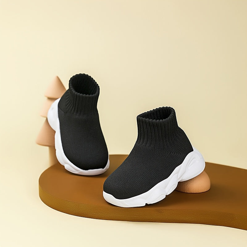 A Pair of Lightweight Non-Slip EVA Soft Socks Shoes Stylish Fashion Sports Shoes
