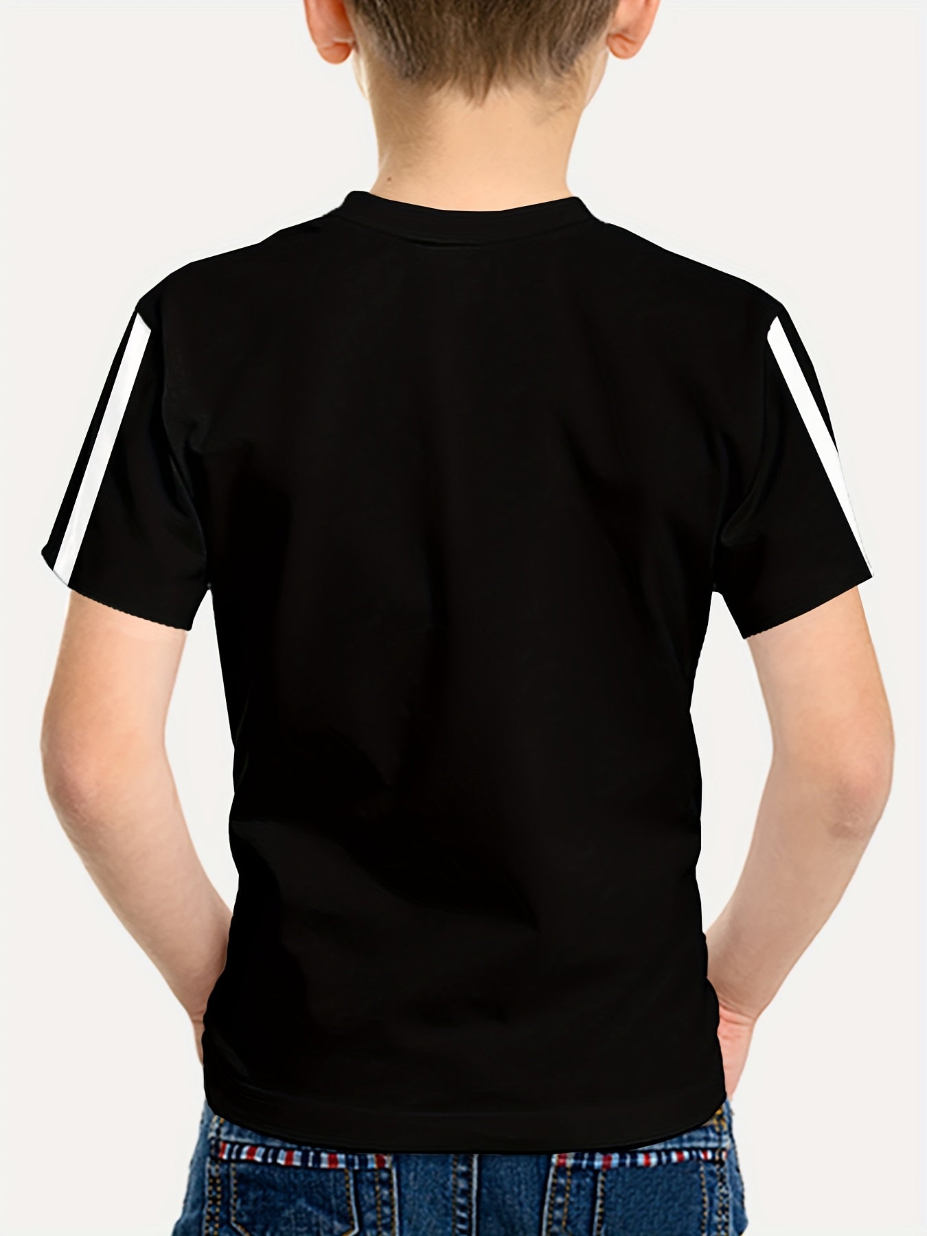 Boys' CR7 Lightning Bolt Graphic T-Shirt - Black Casual Short Sleeve Crewneck with Golden & White Stripe Design, Comfortable Summer Top for Youngsters, Youngsters's Pullover | Graphic Tee | Machine Washable, Tween Boy Clothes