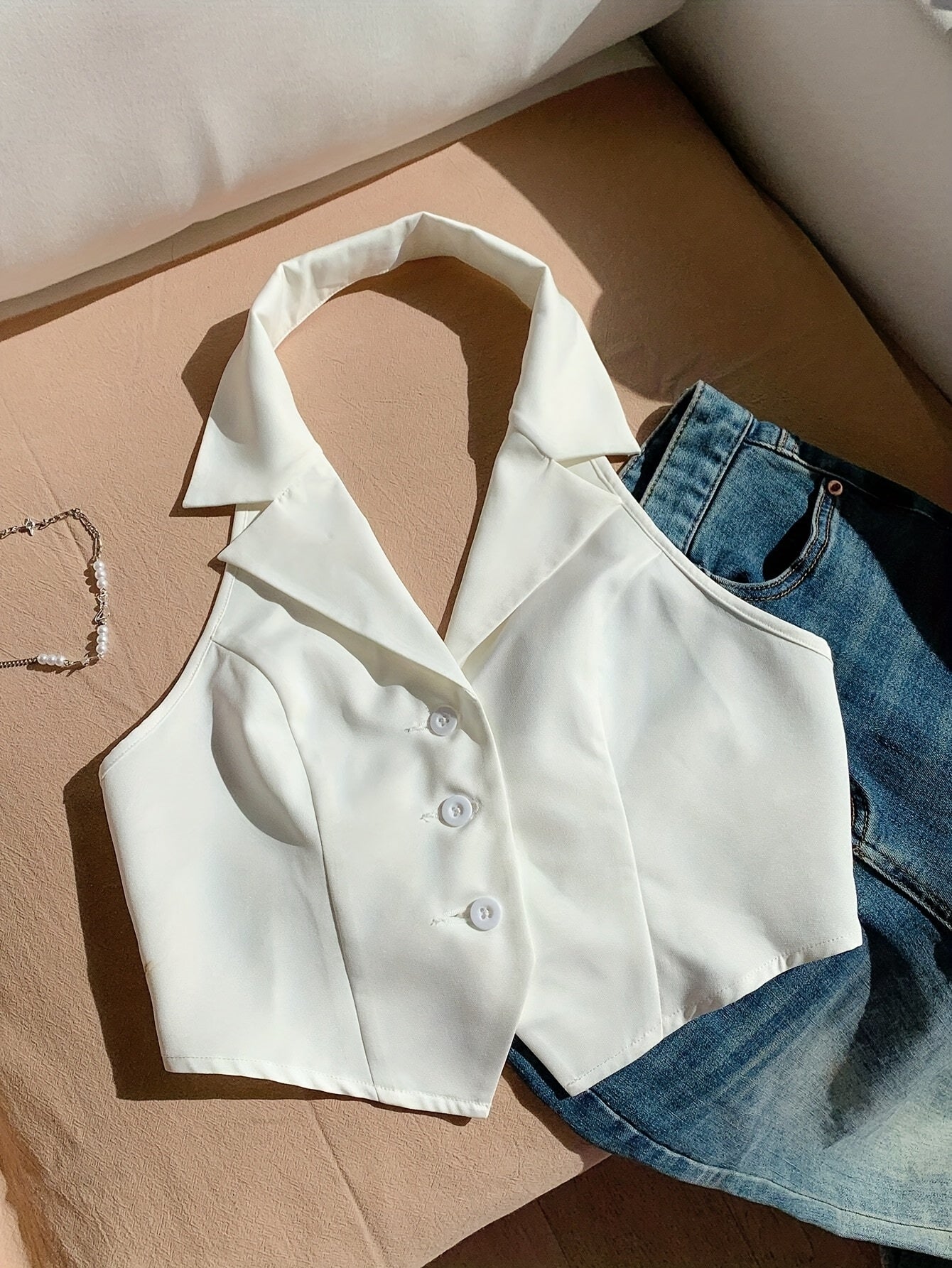 Women'S Sleeveless Button-Up Crop Top - Chic White Collarless Vest with Front Placket, Perfect for Summer, Casual or Layered Outfits, Versatile Fashion Piece | Buttonup Crop Top | Elegant Design, Sleeveless Tops