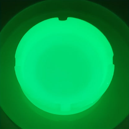 1pc, Luminous Silicone Ashtray Resists Temperatures Premium Silicone Rubber Soft Portable Round Design Ashtray Durable Glow In Dark Gifts For Friends Dad Husband For Outside Indoor