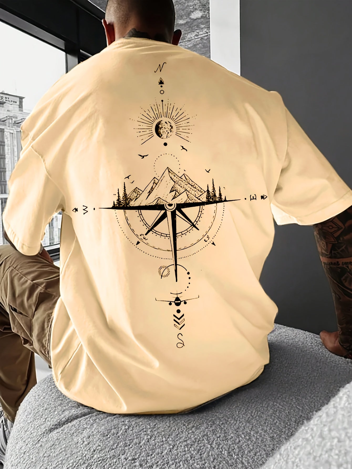 Men's Casual Compass Print T-Shirt - Breathable Polyester, Crew Neck, Short Sleeve - Perfect for Summer