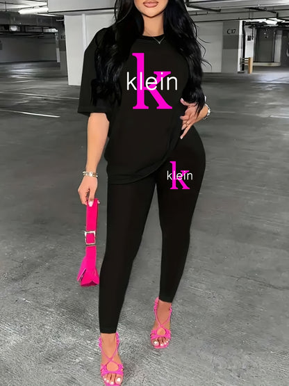 Women'S "Klein" Print Short Sleeve T-Shirt & Black Pants Two-Piece Set - Casual, Stretchy Fabric, Pink & Black Design, Spring/Summer Casual Wear, Casual Attire|Graphic Tee|Stretchy