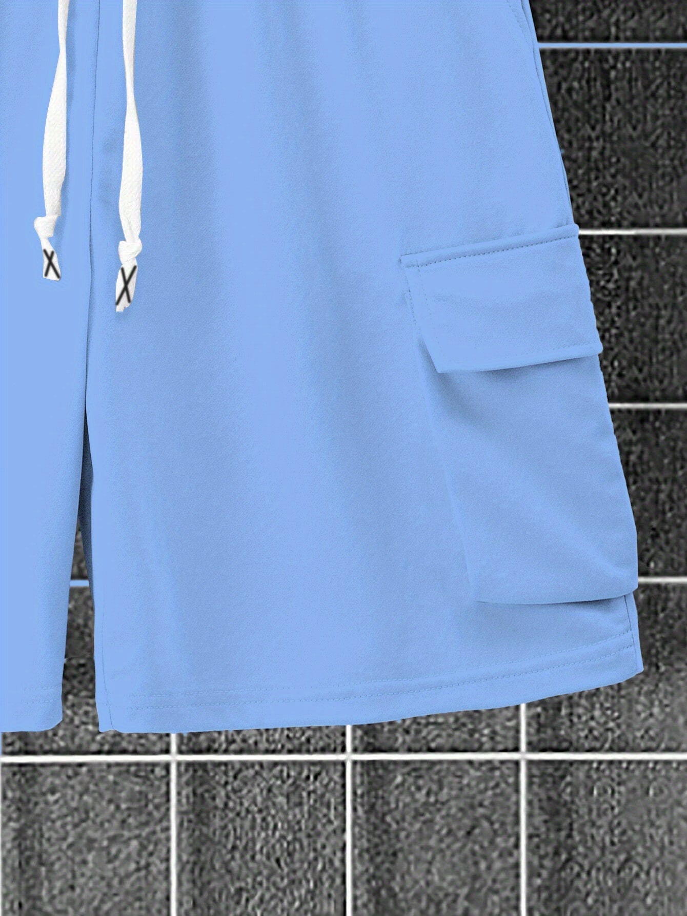 New Loose-Fitting Breathable Men'S Round Neck Short-Sleeved T-Shirt And Workwear Style Multi-Pocket Shorts Set Summer Leisure Sports Two-Piece Suit, Fashionable Sports Casual Versatile Tops And Pants for Men And Women