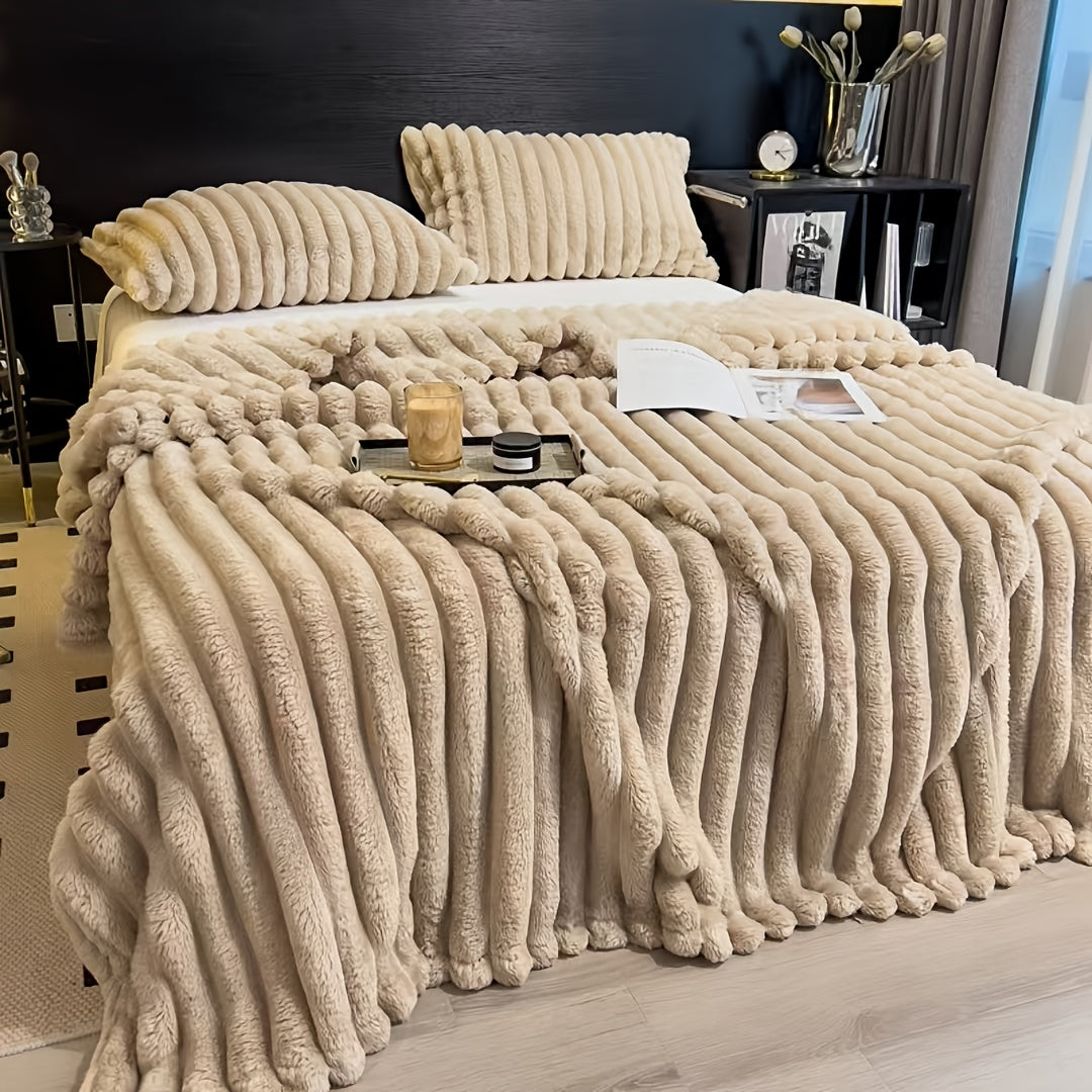 Warm and comfortable flannel drawstring blanket, imitation rabbit fur blanket, soft and warm sofa blanket, suitable for napping, office, outdoor camping, sofa nap blanket, versatile striped pattern gift blanket for all season