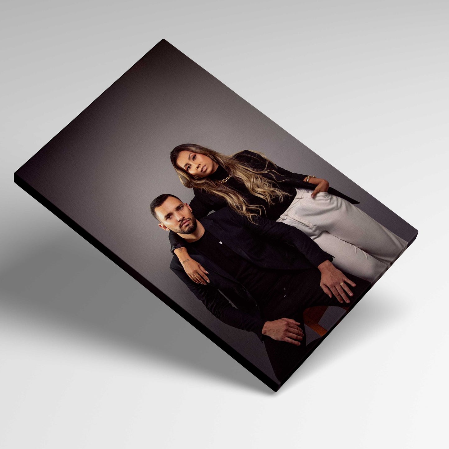 1pc Personalized Custom Photo Canvas Print with Pine Wood Frame, UV Printed Family Portrait Wall Art, Home Office Decor, Ideal for Dining Room, Bedroom, Living Room - Customized Hanging Picture