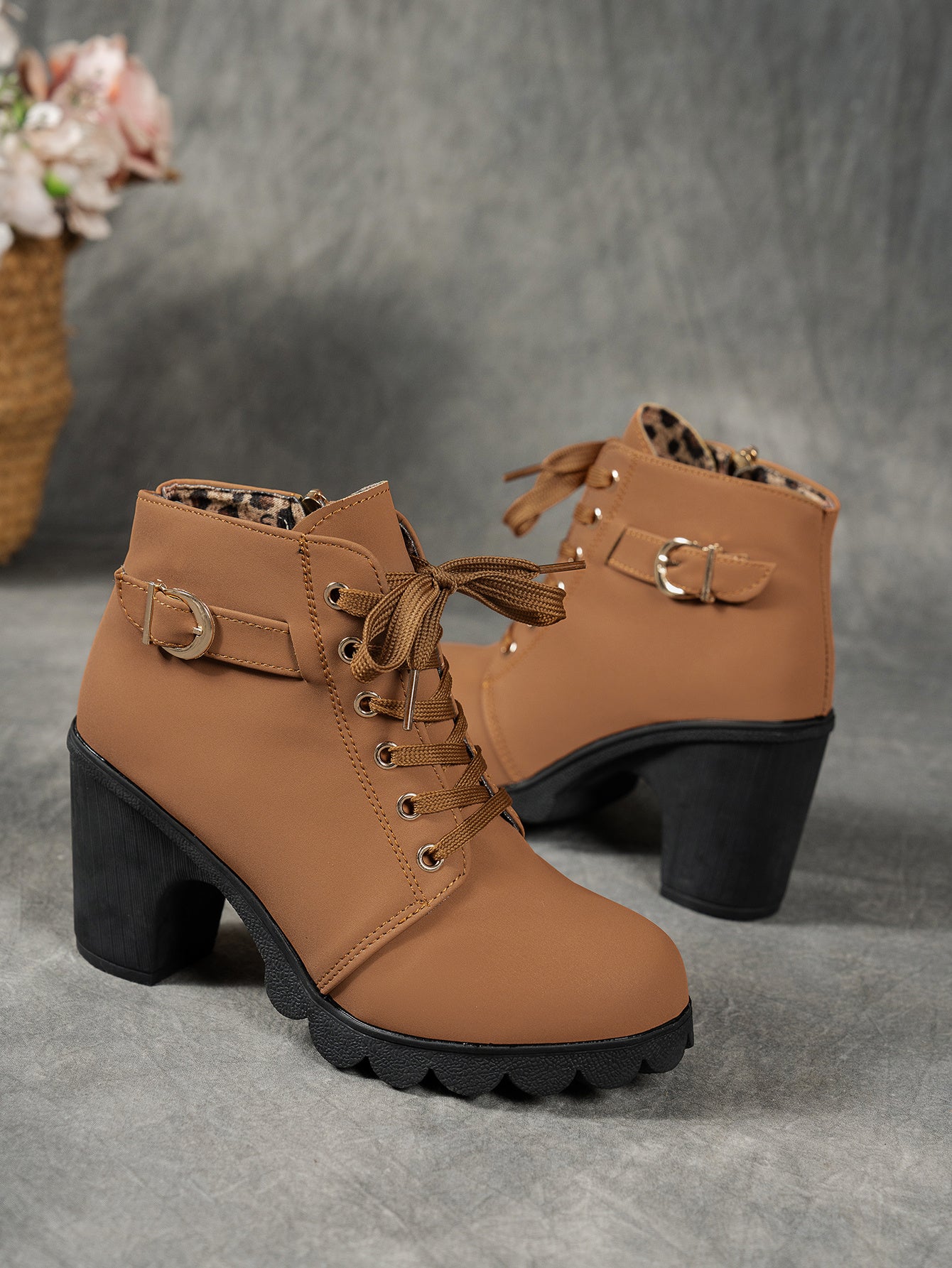 MagiMoBo Women'S Mid-Heel Ankle Boots with Side Zipper - Comfortable Faux Cover, Decorative Buckle Design, All-Season Versatile Casual Shoes for Casual Attire, Chunky Heel, Versatile Ankle Boots | Decorative Buckle Boots | Sy