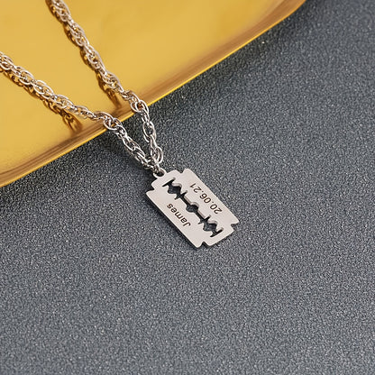 Custom 18K Gold Plated 18K Gold Plated-Plated Razor Blade Pendant Necklace, a Personalized Accessory for Men, Made of 304L 304L 304L Stainless Steel Suitable for Everyday Wear, a Unique Gift for Him for Birthdays, Holidays, W