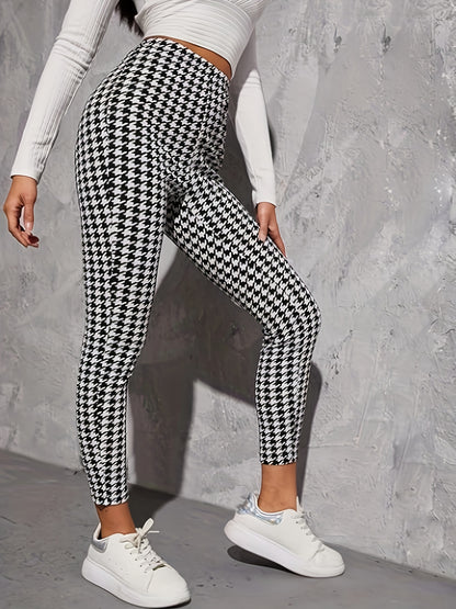 Women'S Houndstooth Print Joggers - Stretchy, Soft, and Comfortable, Perfect for Casual Wear or Workouts, Black and White Pattern, High-Waisted Design, High-Waisted Joggers | Houndstooth Pattern | Stretchy Fabric