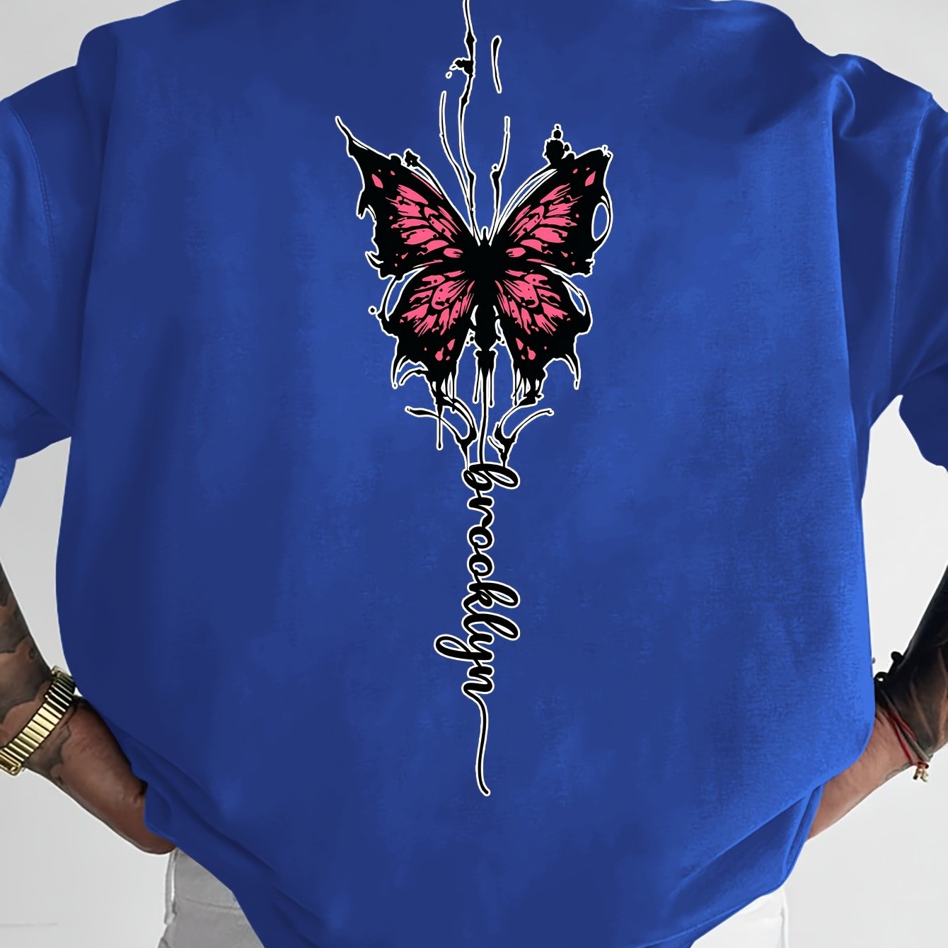 Men's Streetwear Graphic T-Shirt with Pink Butterfly & Brooklyn Letter Print - Loose Fit Casual Summer Tee, Breathable Round Neck Short Sleeve Shirt for Urban Fashion, Casual Attire, Streetstyle Tee, Relaxed Fit Top