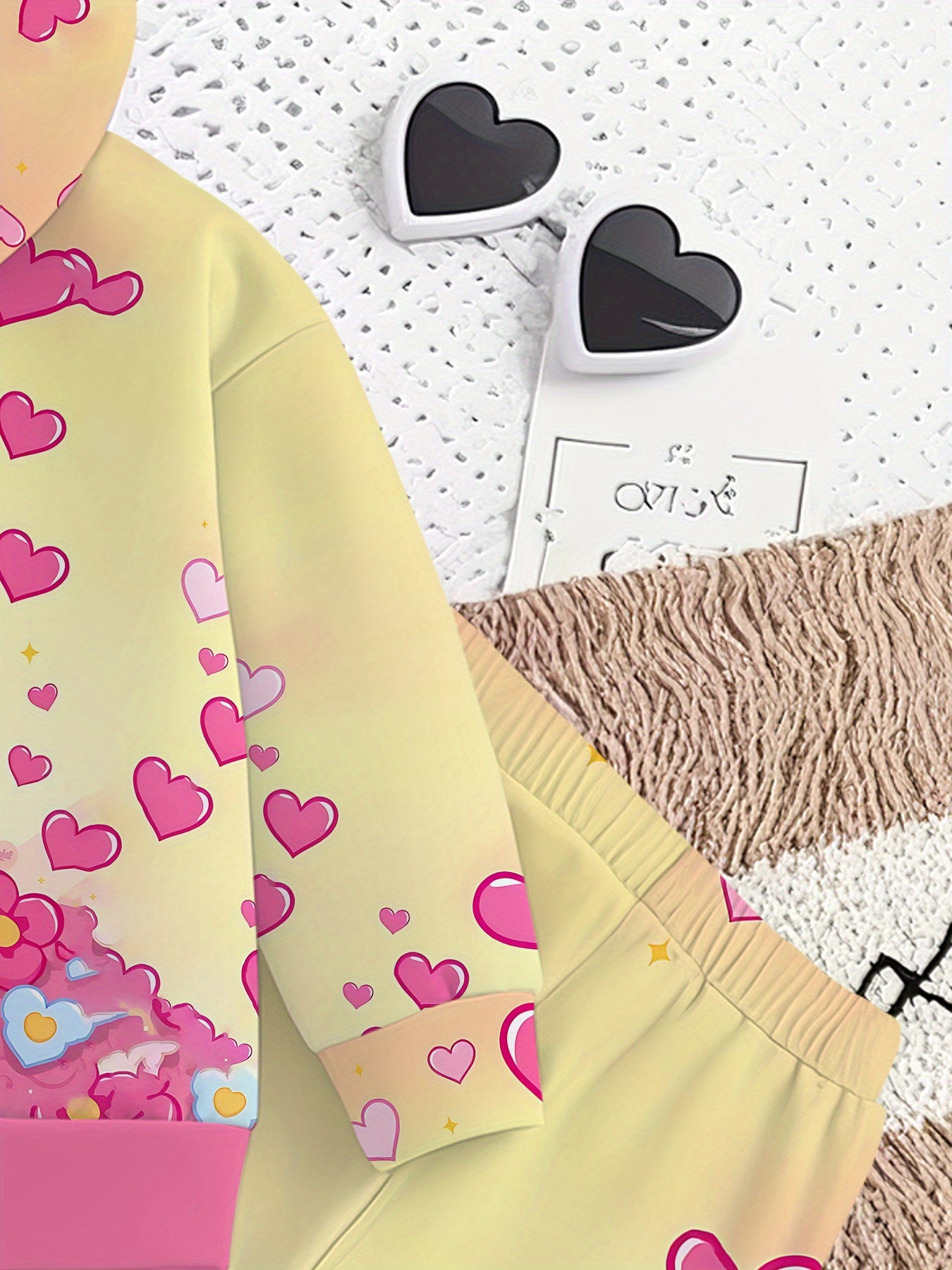 Sanrio 2pcs Girls' Set | for Hello Kitty Floral Heart Digital Print Design, Long Sleeve Hooded Sweatshirt and Pants Outfit, Kids Clothing Gift, Suitable for Autumn/Winter Season, Casual Sportswear Set, Perfect for Outdoor Use