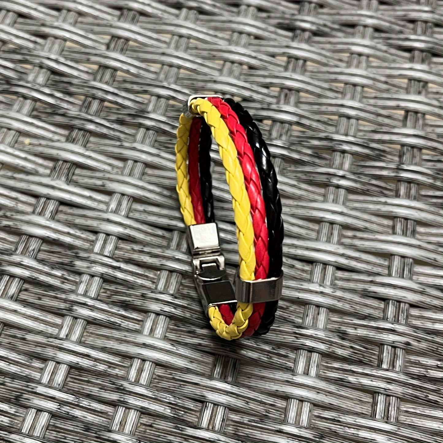 Handmade Braided Red, White, and Green Flag Faux Leather Bracelet - Fashionable Faux Leather Accessory with Metal Buckle, Ideal for National Holiday Celebrations, National Holiday Gift|Festive Accessory|Durable Faux Leather,