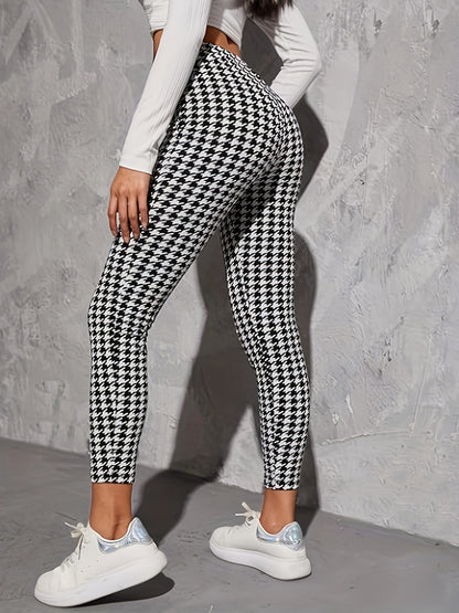 Women'S Houndstooth Print Joggers - Stretchy, Soft, and Comfortable, Perfect for Casual Wear or Workouts, Black and White Pattern, High-Waisted Design, High-Waisted Joggers | Houndstooth Pattern | Stretchy Fabric